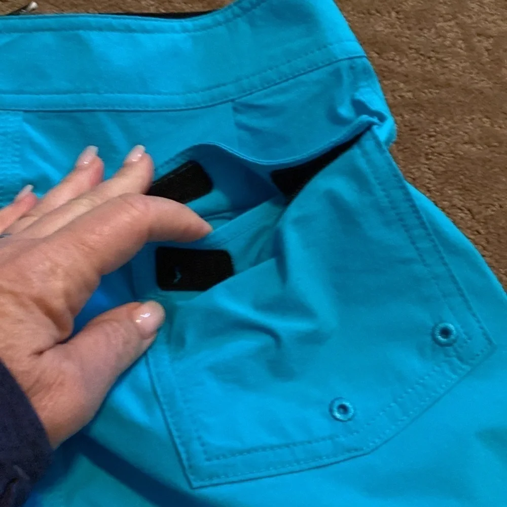 Volcom Men's Blue Swim Shorts size 29, 18 New with tags pocket board shorts